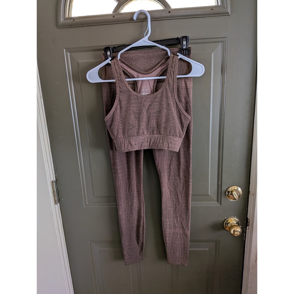 Varley Crocodile Activewear Bra and Leggings 2 Piece Workout Set Brown Small